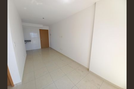 Sala de apartamento para alugar com 2 quartos, 46m² em Parque Sao Vicente, São Vicente