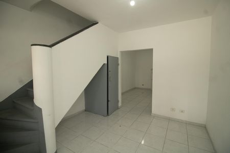 Sala de casa à venda com 2 quartos, 63m² em Ipiranga, São Paulo
