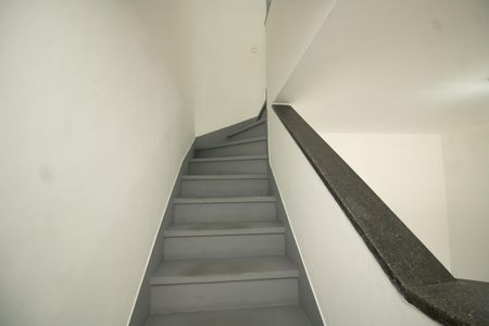 Escada de casa à venda com 2 quartos, 63m² em Ipiranga, São Paulo