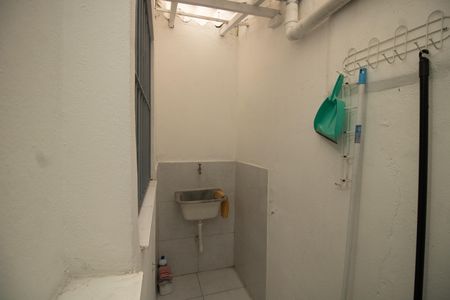 Casa à venda com 63m², 2 quartos e sem vagaÁrea de Serviço