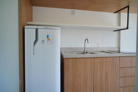 Cozinha  de kitnet/studio para alugar com 1 quarto, 25m² em Boa Vista, Porto Alegre