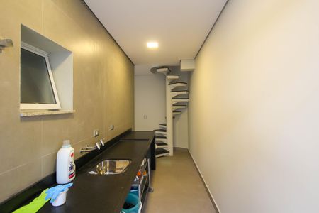 Casa para alugar com 360m², 3 quartos e 6 vagasÁrea de Serviço