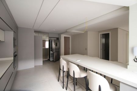 Casa para alugar com 360m², 3 quartos e 6 vagasCozinha