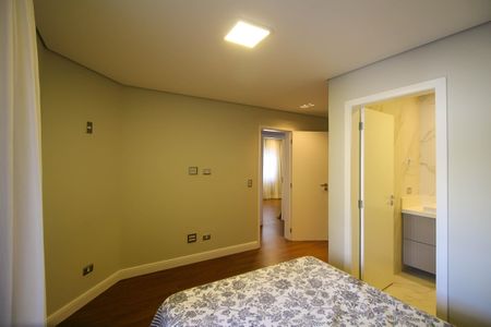 Casa para alugar com 360m², 3 quartos e 6 vagasQuarto 2 - Suíte