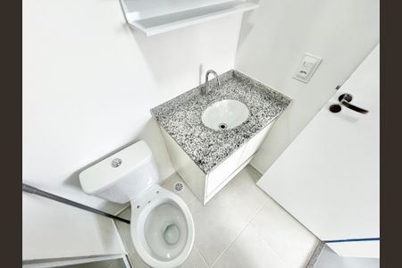 Apartamento para alugar com 36m², 2 quartos e sem vagaBanheiro