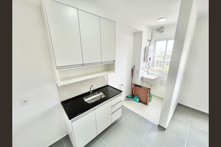 Apartamento para alugar com 36m², 2 quartos e sem vagaCozinha e Área de Serviço