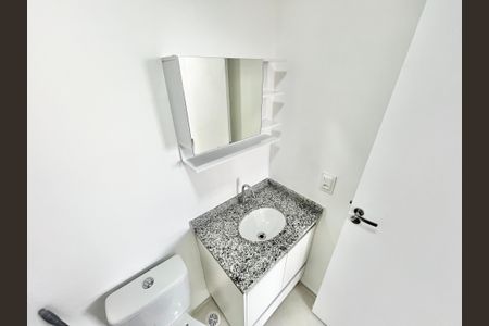 Apartamento para alugar com 36m², 2 quartos e sem vagaBanheiro