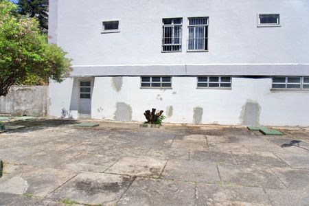 Apartamento à venda com 110m², 3 quartos e 1 vagaSalão de Festas - Área Externa