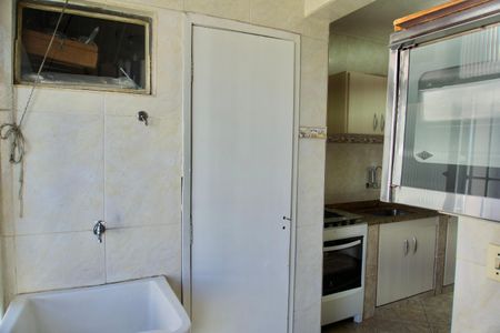 Apartamento à venda com 110m², 3 quartos e 1 vagaÁrea de Serviço