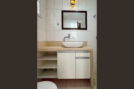 Apartamento para alugar com 68m², 2 quartos e 2 vagasBanheiro Social