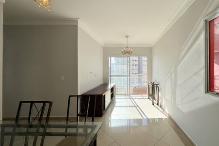 Apartamento para alugar com 68m², 2 quartos e 2 vagasSala