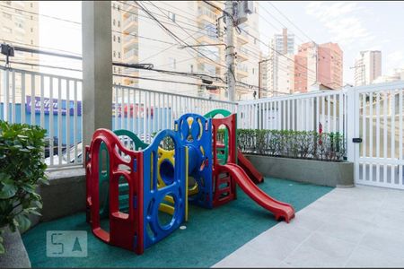 Apartamento para alugar com 68m², 2 quartos e 2 vagasÁrea comum - Playground