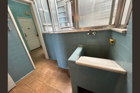 Apartamento à venda com 64m², 2 quartos e sem vagaÁrea de Serviço