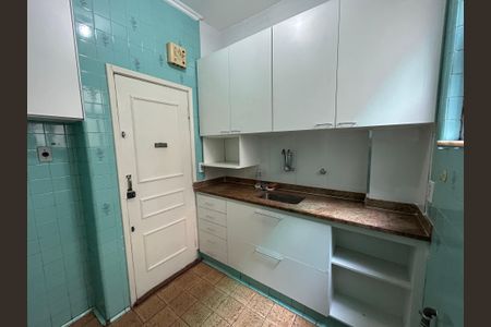 Apartamento à venda com 64m², 2 quartos e sem vagaCozinha