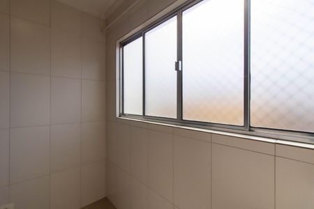 Apartamento para alugar com 70m², 2 quartos e 1 vagaArea de Serviço 