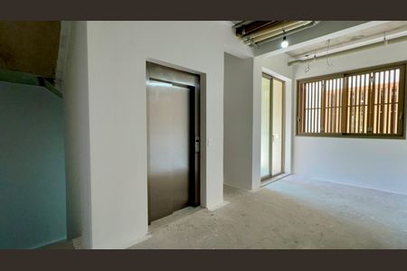 Casa de condomínio à venda com 802m², 4 quartos e 4 vagasLiving 