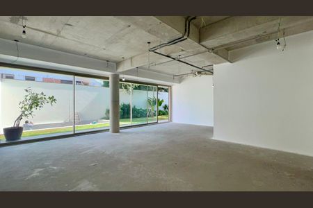 Sala de casa de condomínio à venda com 4 quartos, 802m² em Alto de Pinheiros, São Paulo