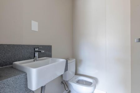 Apartamento à venda com 115m², 2 quartos e 2 vagas Apartamento à venda com 115m², 2 quartos e 2 vagasBanheiro