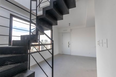 Apartamento à venda com 115m², 2 quartos e 2 vagas Apartamento à venda com 115m², 2 quartos e 2 vagasSala