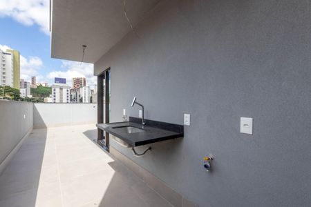 Apartamento à venda com 115m², 2 quartos e 2 vagas Apartamento à venda com 115m², 2 quartos e 2 vagasTerraço
