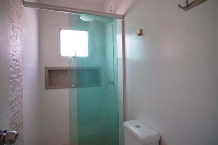 Casa de condomínio para alugar com 76m², 2 quartos e 2 vagasBanheiro 