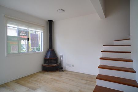 Sala de casa de condomínio para alugar com 2 quartos, 76m² em Sarandi, Porto Alegre