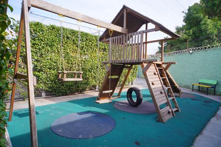 Casa de condomínio para alugar com 76m², 2 quartos e 2 vagasÁrea comum - Playground