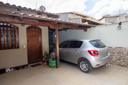 Casa à venda com 160m², 3 quartos e 3 vagasGaragem