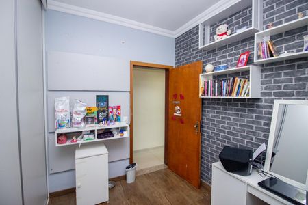 Casa à venda com 160m², 3 quartos e 3 vagasQuarto 2