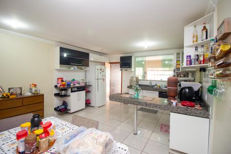 Casa à venda com 160m², 3 quartos e 3 vagasCozinha e Área de Serviço