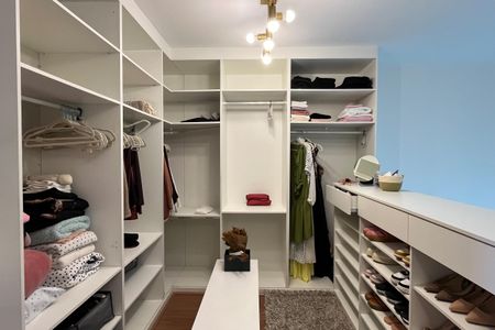 Apartamento para alugar com 70m², 1 quarto e 1 vagaCloset da suíte