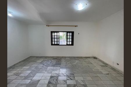 Sala de estar de casa à venda com 4 quartos, 97m² em Butantã, São Paulo