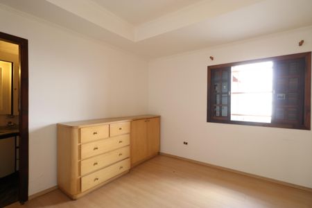 Casa à venda com 340m², 3 quartos e 4 vagasSuite 1