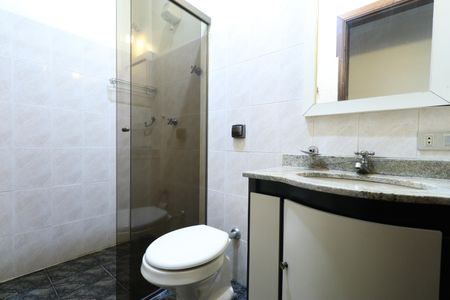 Casa à venda com 340m², 3 quartos e 4 vagasBanheiro Social
