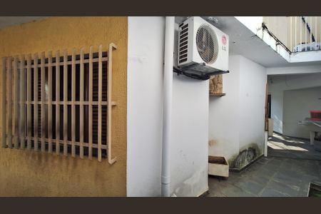 Casa à venda com 340m², 3 quartos e 4 vagasQuintal 