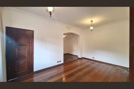 Casa à venda com 340m², 3 quartos e 4 vagasSala