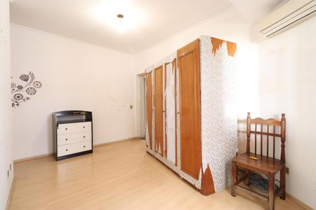 Casa à venda com 340m², 3 quartos e 4 vagasSuite 3