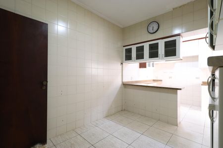Casa à venda com 340m², 3 quartos e 4 vagasCozinha 