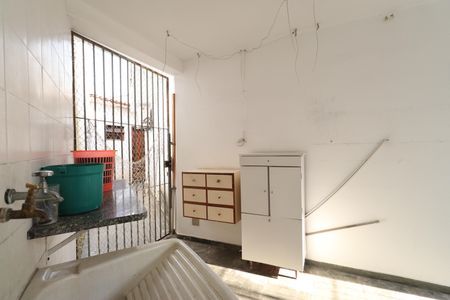 Casa à venda com 340m², 3 quartos e 4 vagasQuintal e área de serviço