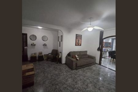 Casa à venda com 5 quartos, 350m² em Parque São Lucas, São Paulo