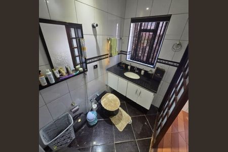 Casa à venda com 5 quartos, 350m² em Parque São Lucas, São Paulo