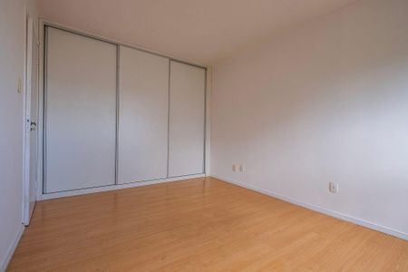 Apartamento à venda com 73m², 2 quartos e 1 vagaQuarto 2