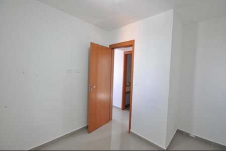 Quarto 1 de apartamento para alugar com 2 quartos, 44m² em Vila Constança, São Paulo