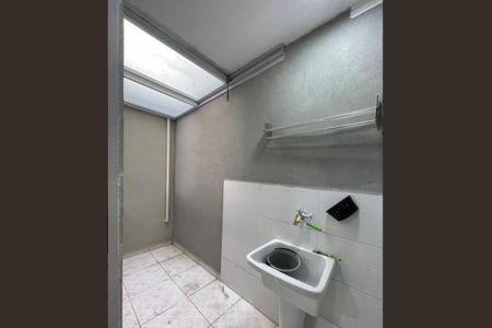Foto 10 de casa à venda com 4 quartos, 128m² em Vila Taquari, São Paulo