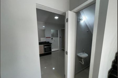 Foto 09 de casa à venda com 4 quartos, 128m² em Vila Taquari, São Paulo