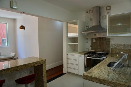 Apartamento para alugar com 130m², 4 quartos e 2 vagasCozinha