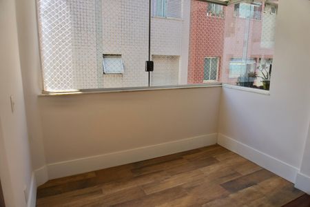 Sala - Varanda de apartamento para alugar com 4 quartos, 130m² em Buritis, Belo Horizonte