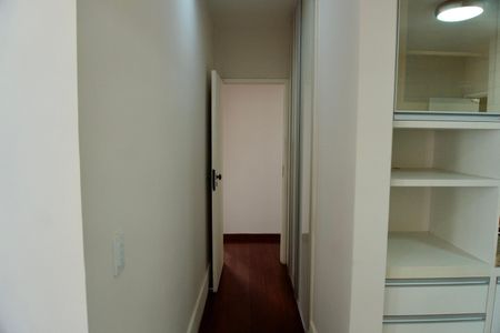 Apartamento para alugar com 130m², 4 quartos e 2 vagasCorredor