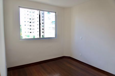 Apartamento para alugar com 130m², 4 quartos e 2 vagasSuíte