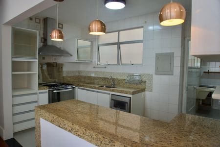 Apartamento para alugar com 130m², 4 quartos e 2 vagasCozinha